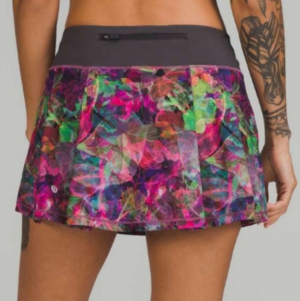 Lululemon Pace Rival Mid-Rise Skirt Vivid Floral Tone Multi Size 12